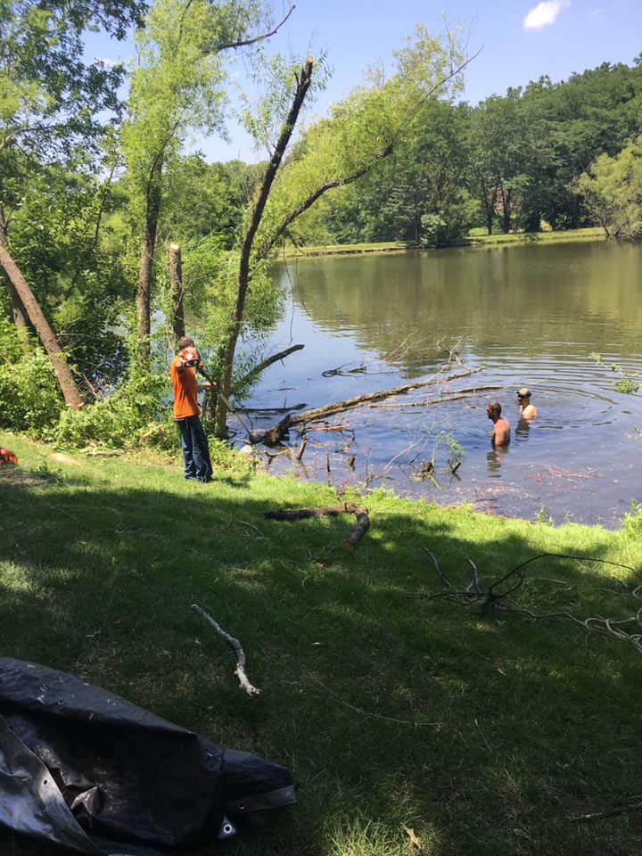 Debris Removal project in Lake Winnebago
